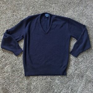 Towncraft Sweater Mens Medium Navy Blue V-Neck Pullover Knit Acrylic‎ Made USA
